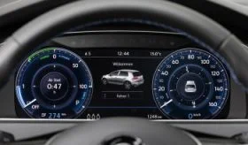 
Volkswagen e-Golf full								